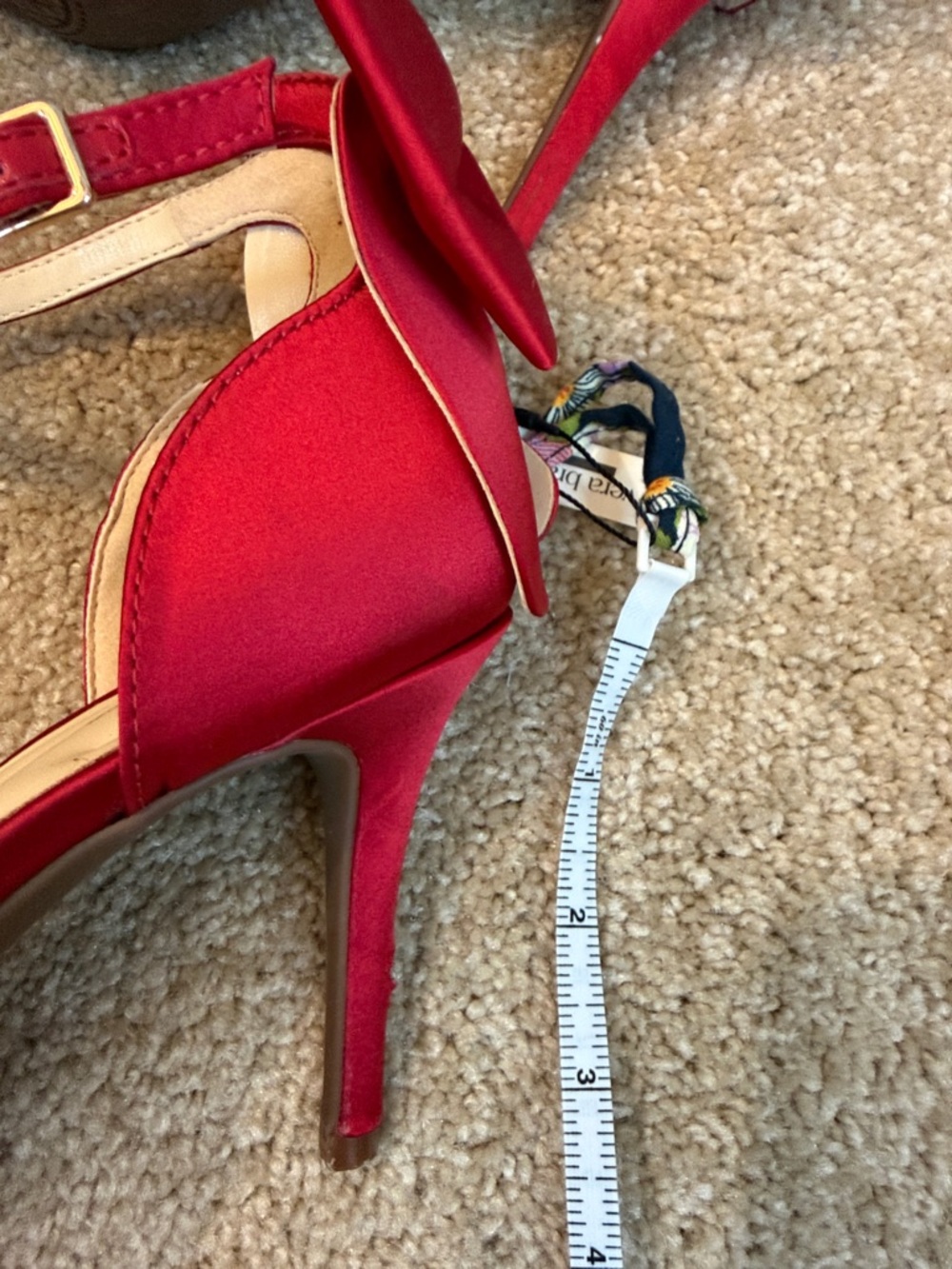 Jessica Simpson Bow Red Satin Pointed-Toe Ankle-Strap Heels with Bow Size 8 - Picture 8 of 8